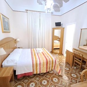 Nahid Accommodation